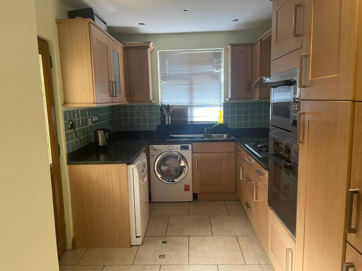 ホテル Shared House On Southmead ブリストル エクステリア 写真